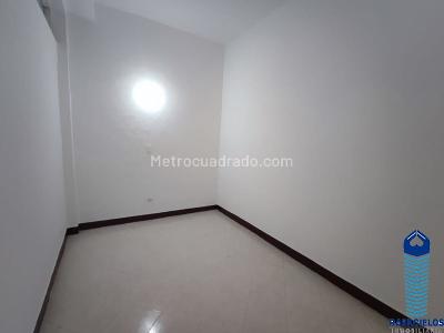 Casa de 3 alcobas en venta en Calasanz, Medellín, 190 m² · foto 15 de 18