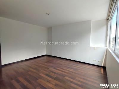 Apartamento de 3 alcobas en arriendo en El Poblado, Medellín, 126 m² · foto 3 de 14