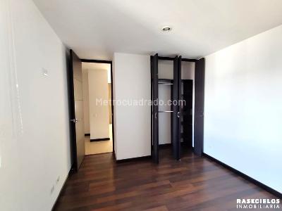 Apartamento de 3 alcobas en arriendo en El Poblado, Medellín, 126 m² · foto 8 de 14