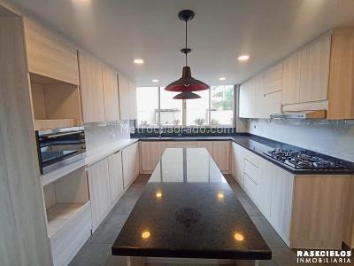 Apartamento en venta en La Candelaria, Medellín · foto 2 de 20
