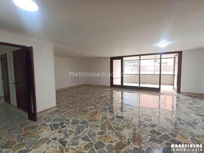 Apartamento en venta en La Candelaria, Medellín · foto 3 de 20