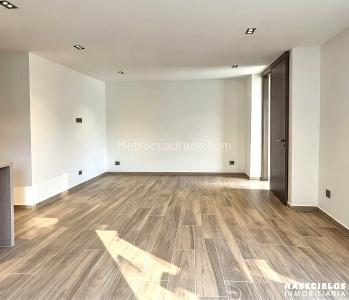 Apartamento de 3 alcobas en venta en Conquistadores, Medellín, 100 m² · foto 3 de 12