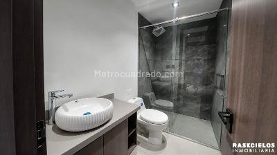 Apartamento de 3 alcobas en venta en Conquistadores, Medellín, 100 m² · foto 5 de 12