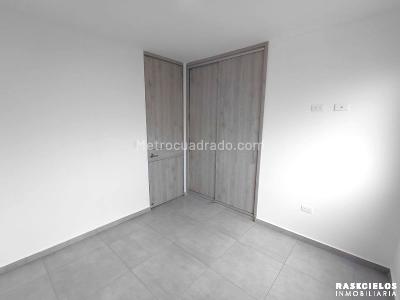 Apartamento de 3 alcobas en arriendo en Belen Alameda, Medellín, 85 m² · foto 10 de 16
