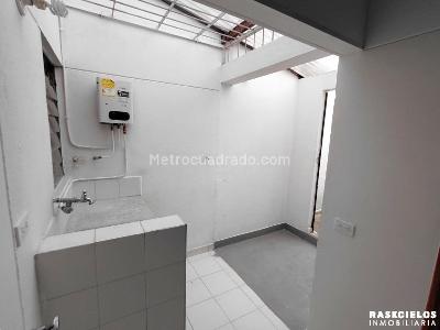 Casa de 3 alcobas en venta en Calasanz, Medellín, 70 m² · foto 12 de 14