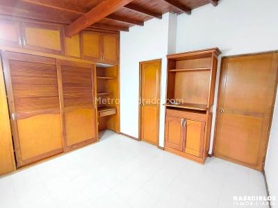 Casa de 3 alcobas en venta en Calasanz, Medellín, 70 m² · foto 5 de 14