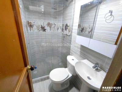Casa de 3 alcobas en venta en Calasanz, Medellín, 70 m² · foto 6 de 14