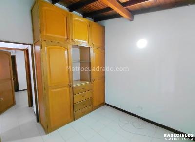 Casa de 3 alcobas en venta en Calasanz, Medellín, 70 m² · foto 8 de 14