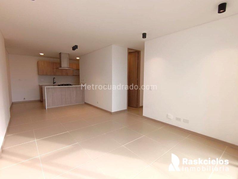 Modern 3BR Apartment in Camino Verde, Envigado - 3