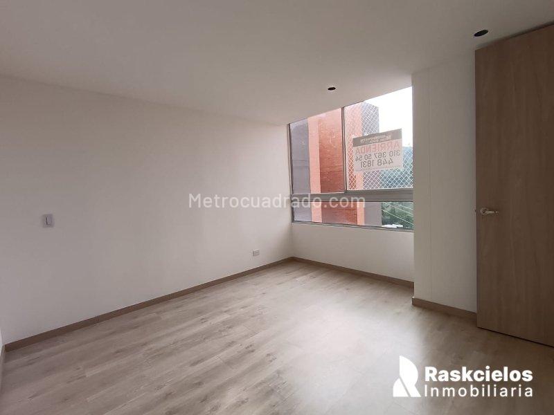 Modern 3BR Apartment in Camino Verde, Envigado - 4