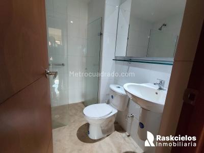 Apartamento de 3 alcobas en arriendo en Lorena, Medellín, 85 m² · foto 10 de 14