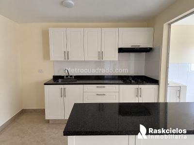 Apartamento de 3 alcobas en arriendo en Lorena, Medellín, 85 m² · foto 7 de 14