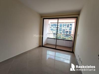 Apartamento de 3 alcobas en arriendo en Lorena, Medellín, 85 m² · foto 8 de 14