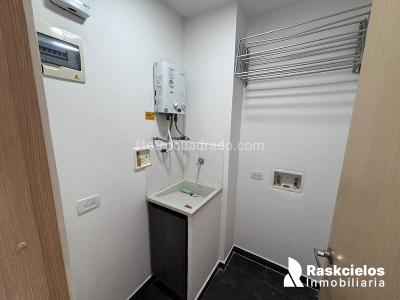 Apartamento de 2 alcobas en arriendo en El Poblado, Medellín, 78 m² · foto 12 de 12