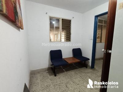 Casa de 5 alcobas en arriendo en Simon Bolivar, Medellín, 490 m² · foto 14 de 20