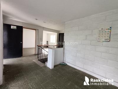 Casa de 5 alcobas en arriendo en Simon Bolivar, Medellín, 490 m² · foto 16 de 20