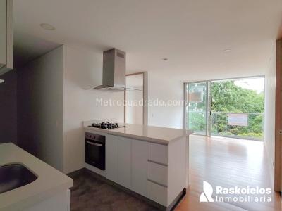 Apartamento de 2 alcobas en arriendo en El Diamante No. 2, Medellín, 68 m² · foto 2 de 12