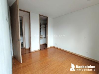 Apartamento de 2 alcobas en arriendo en El Diamante No. 2, Medellín, 68 m² · foto 9 de 12