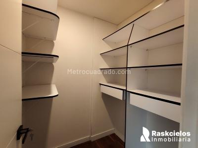 Apartamento de 1 alcoba en arriendo en El Tesoro, Medellín, 70 m² · foto 11 de 13