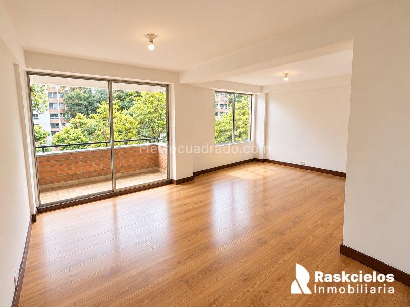 Apartamento en Arriendo, Loma Los Benedictinos, Envigado