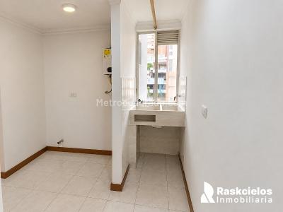 Apartamento de 3 alcobas en arriendo en El Poblado, Medellín, 100 m² · foto 15 de 17