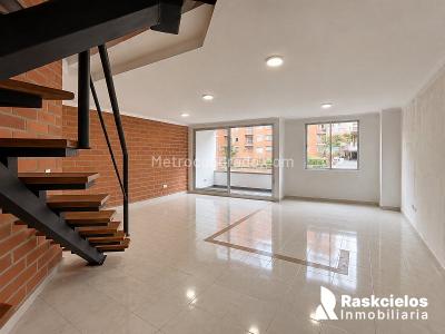 Apartamento de 3 alcobas en arriendo en El Poblado, Medellín, 100 m² · foto 3 de 17