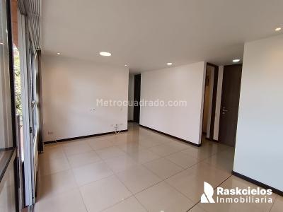 Apartamento de 3 alcobas en arriendo en El Poblado, Medellín, 81 m² · foto 6 de 17