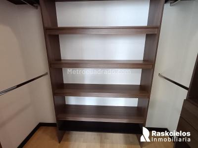Apartamento de 3 alcobas en arriendo en El Poblado, Medellín, 81 m² · foto 11 de 17