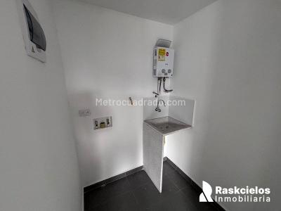 Apartamento de 2 alcobas en arriendo en El Poblado, Medellín, 77 m² · foto 13 de 13