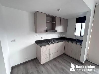Apartamento de 2 alcobas en arriendo en El Poblado, Medellín, 77 m² · foto 3 de 13