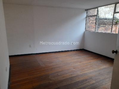 Casa de 5 alcobas en venta en Chapinero Pardo Rubio, Bogotá, 269 m² · foto 7 de 20