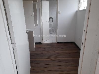 Casa de 5 alcobas en venta en Chapinero Pardo Rubio, Bogotá, 269 m² · foto 6 de 20