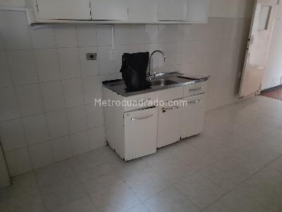 Casa de 5 alcobas en venta en Chapinero Pardo Rubio, Bogotá, 269 m² · foto 17 de 20