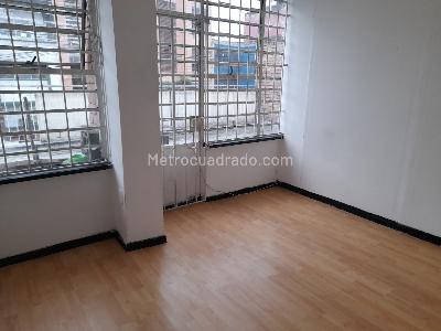 Casa de 5 alcobas en venta en Chapinero Pardo Rubio, Bogotá, 269 m² · foto 10 de 20