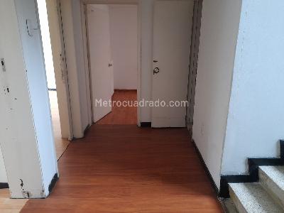 Casa de 5 alcobas en venta en Chapinero Pardo Rubio, Bogotá, 269 m² · foto 3 de 20