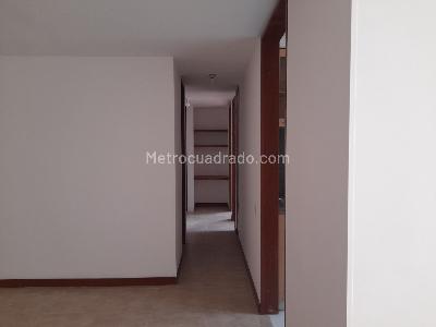 Apartamento de 3 alcobas en arriendo en Colina De Suba, Bogotá, 75 m² · foto 5 de 17