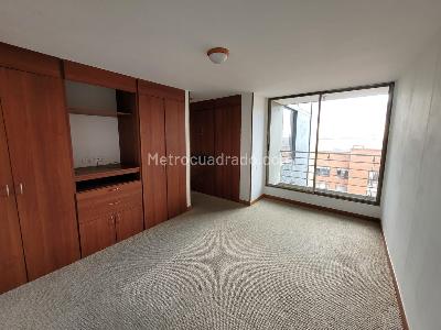 Apartamento de 3 alcobas en venta en El Cedro, Bogotá, 111 m² · foto 7 de 14