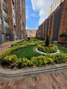 Apartamento de 3 alcobas en venta en El Cedro, Bogotá, 111 m² · foto 2 de 14