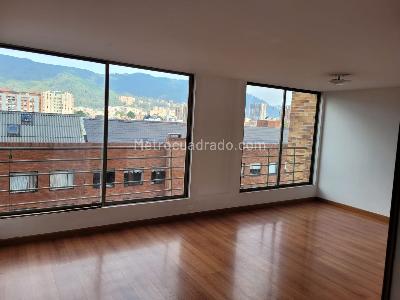 Apartamento de 3 alcobas en venta en El Cedro, Bogotá, 111 m² · foto 5 de 14