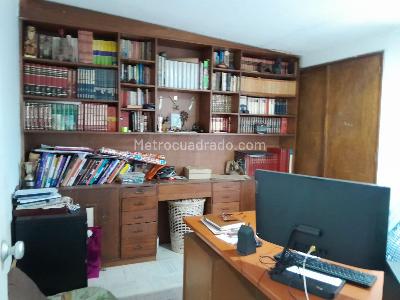 Casa de 4 alcobas en venta en Polo Club, Bogotá, 260 m² · foto 12 de 18