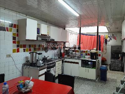Casa de 4 alcobas en venta en Polo Club, Bogotá, 260 m² · foto 8 de 18