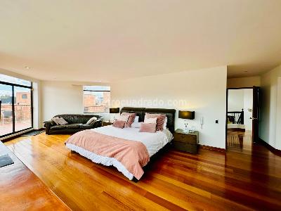 Apartamento de 5 alcobas en arriendo en Chico San Patricio, Bogotá, 378 m² · foto 13 de 20