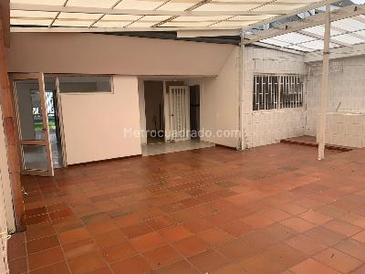 Casa de 3 alcobas en venta en Andes Norte, Bogotá, 353 m² · foto 17 de 18