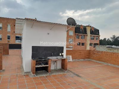Apartamento de 1 alcoba en venta en Cedritos Lisboa, Bogotá, 44 m² · foto 3 de 10