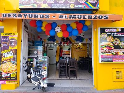 Casa de 5 alcobas en venta en Las Ferias Occidental, Bogotá, 250 m² · foto 2 de 6