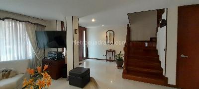 Casa de 4 alcobas en venta en Chía, 200 m² · foto 2 de 20