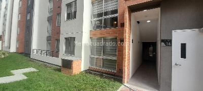 Apartamento de 2 alcobas en venta en Chía, 49 m² · foto 1 de 19