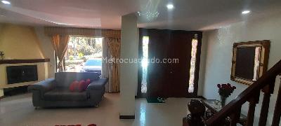 Casa de 4 alcobas en venta en Chía, 200 m² · foto 2 de 20