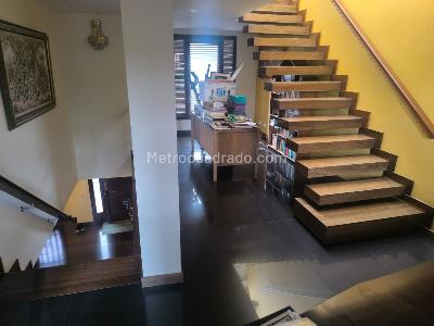 Casa de 3 alcobas en venta en Chía, 248 m² · foto 2 de 20