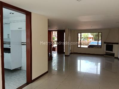 Casa de 4 alcobas en venta en Ub Nuevo Milenio, Chía, 200 m² · foto 10 de 20